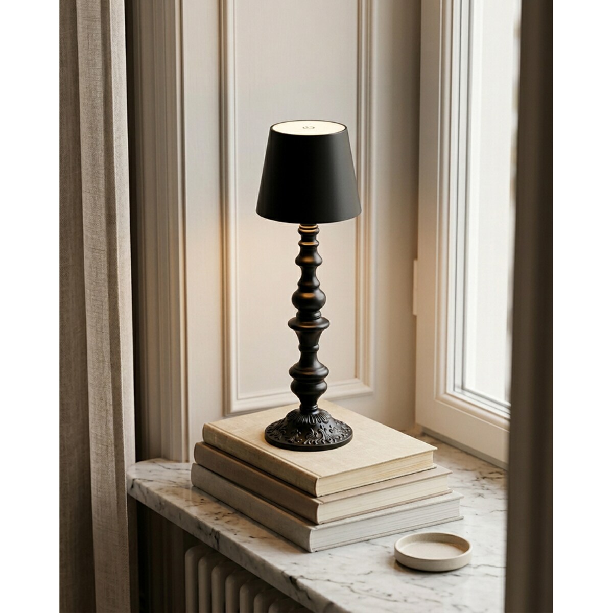 Lampka przenośna / nocna SHP STATE LED czarna trzy barwy światła