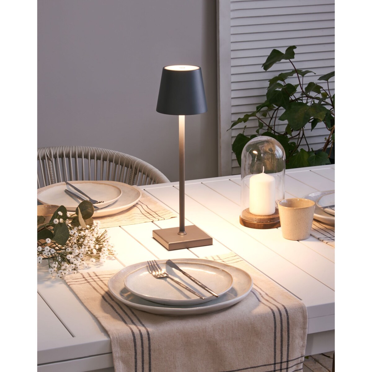 Bezprzewodowa lampa stołowa metalowa ciemnoszara BACEIRO