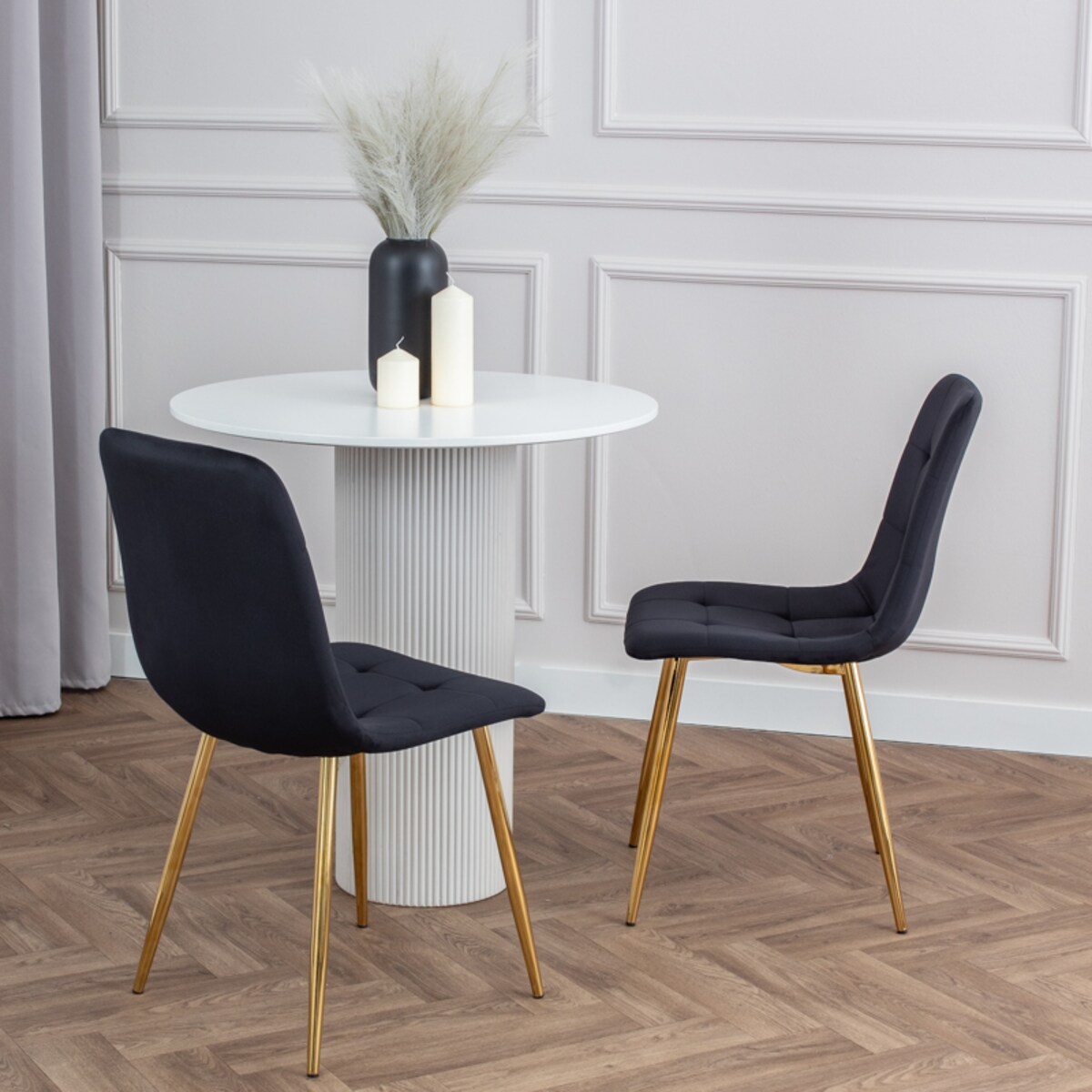 Krzesło tapicerowane czarne welurowe pikowane złote nogi glamour