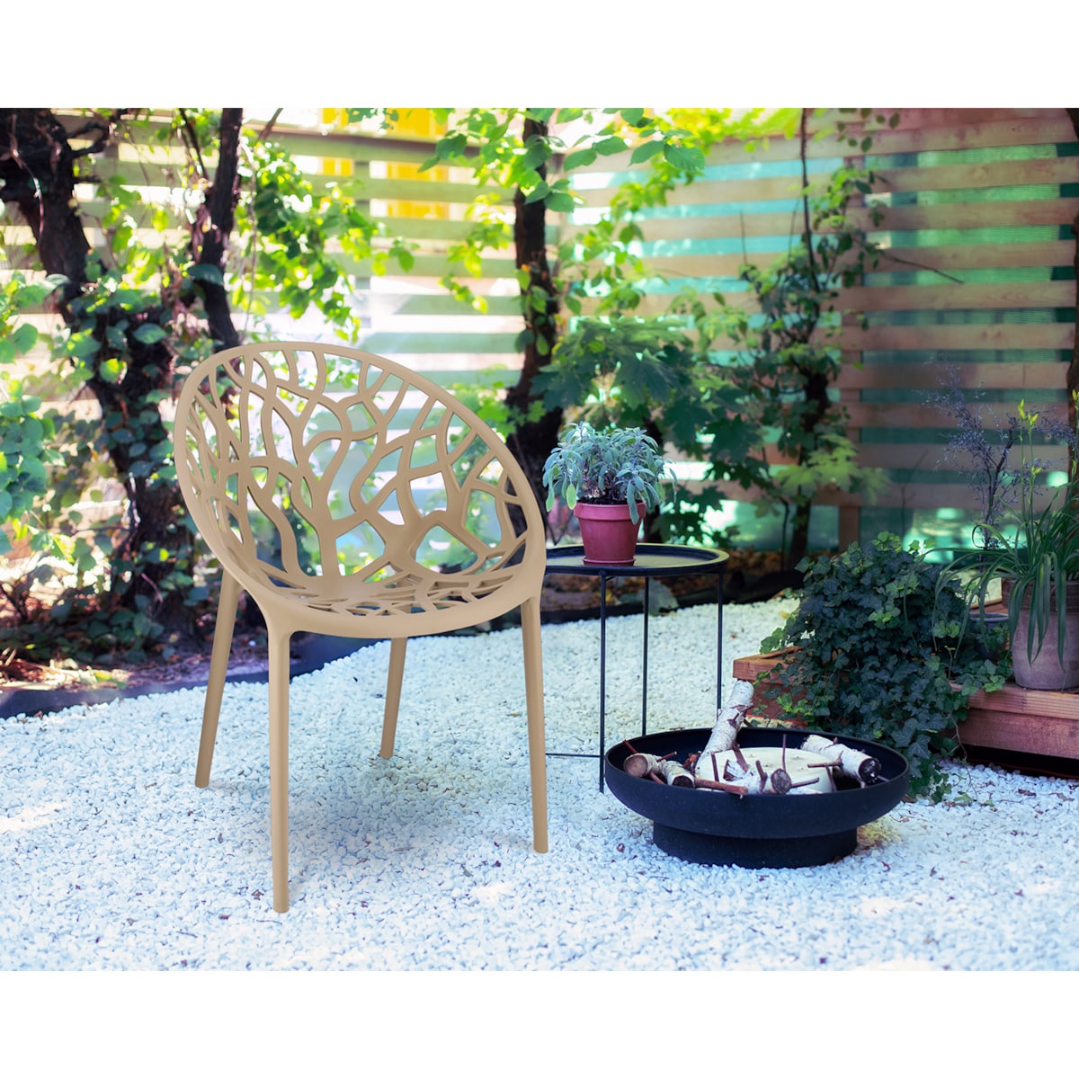 Krzesło ogrodowe plastikowe ALBERO beżowe