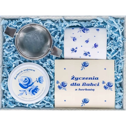 ZESTAW PREZENTOWY DLA BABCI KUBEK MIX 5 RÓŻNYCH HERBAT ZAPARZACZ ŚWIECA SOJOWA ZAPACHOWA - PREZENT UPOMINEK NA DZIEŃ BABCI 60 70 80 90 100 URODZINY
