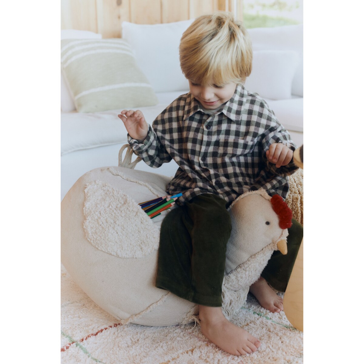 Lorena Canals - Pufa Kura, Farm