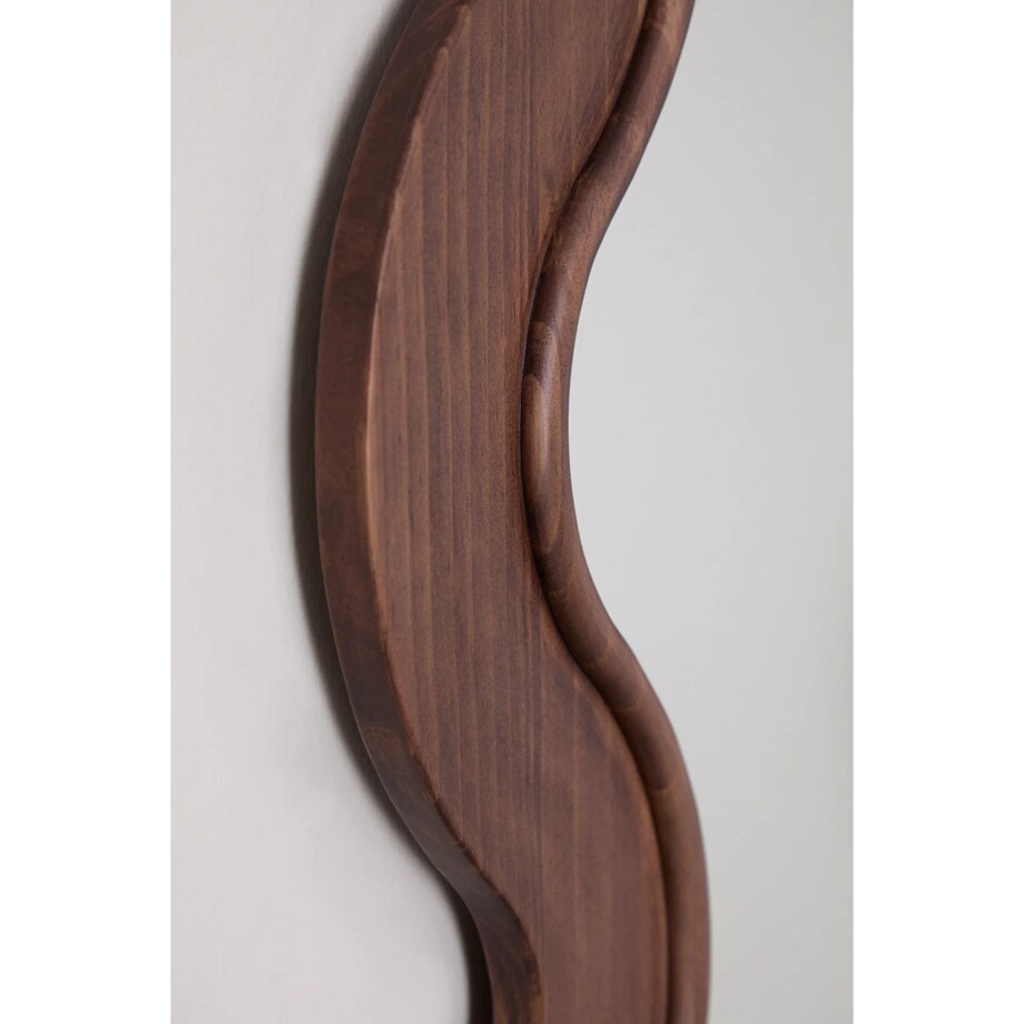 Lustro w falistej ramie z drewna sosnowego Landoi 60x160 cm
