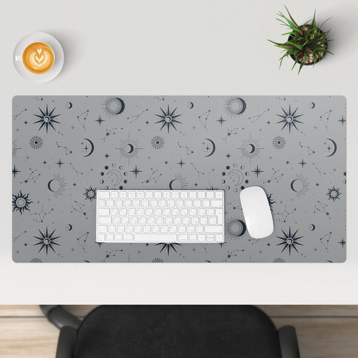 Szara mata na biurko Kosmiczne wzory, 90x45 cm
