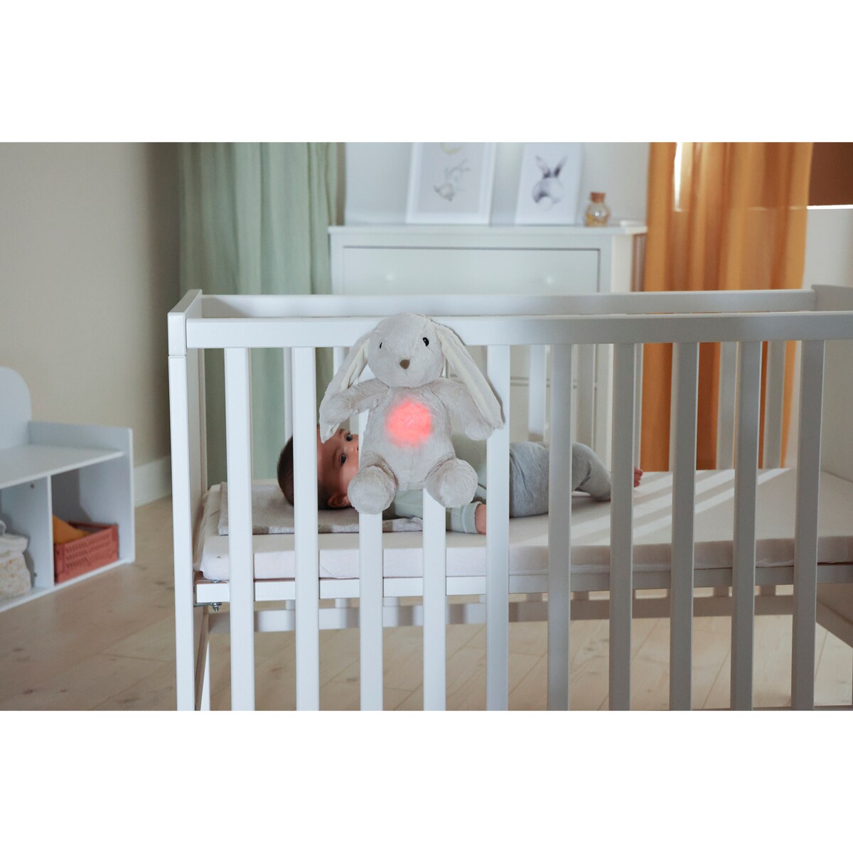 Szumiący królik z czujnikiem ruchu i pozytywką - Cloud b® LoveLight Buddies Billy Bunny™