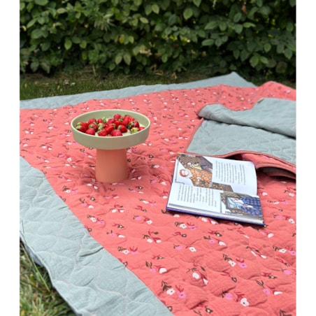 Vintage flowers – pikowany koc piknikowy XXL – mata piknikowa 180×150 cm