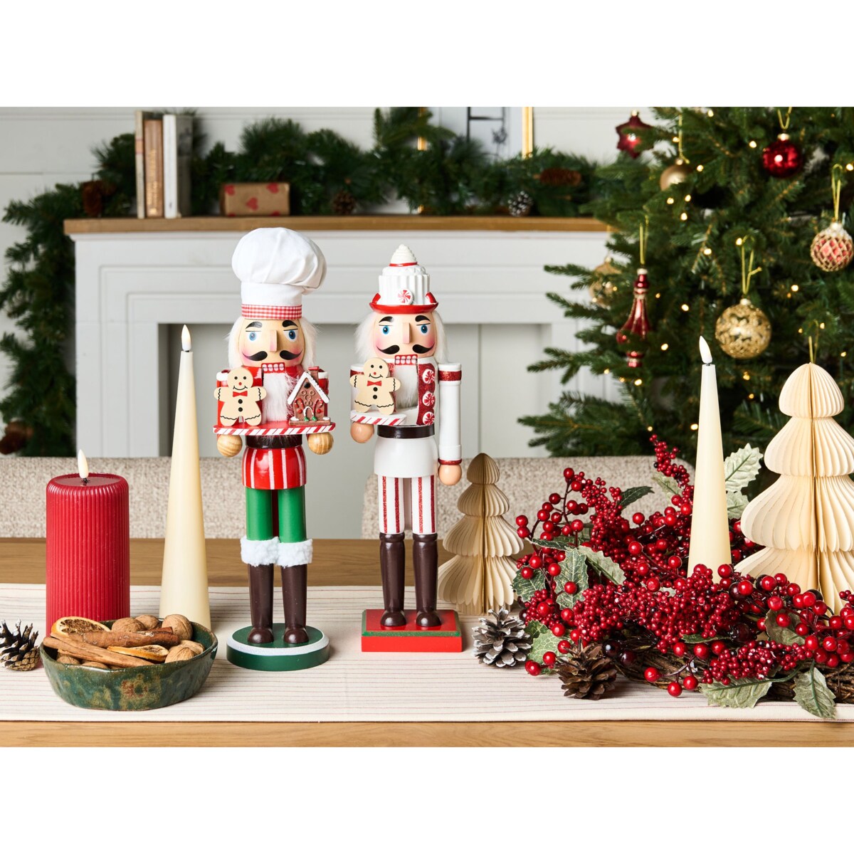 Zestaw 2 figurek dekoracyjnych BODSJON Dziadek do orzechów 35 cm Czerwony/ biały