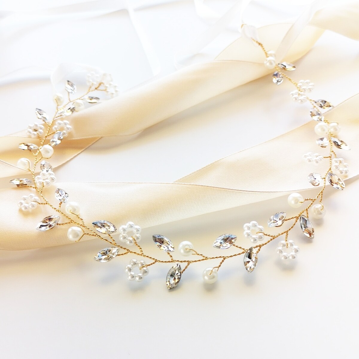 WIANEK BIŻUTERYJNY złota ozdoba ślubna do włosów BOHO perły