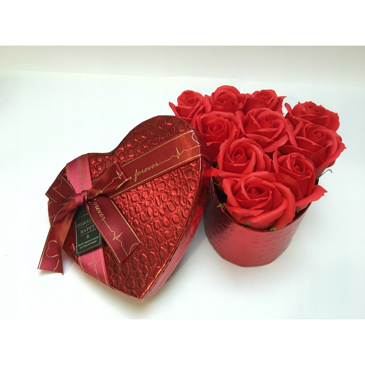 WALENTYNKI UPOMINEK dla KOBIET UKOCHANEJ flower box MYDLANE pachnące kwiaty