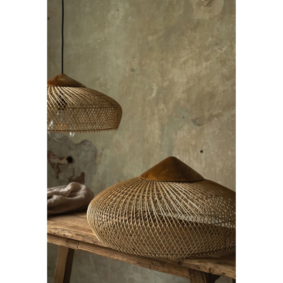 Rattanowa lampa z drewnem teakowym BONNET w rozmiarze M - naturalna