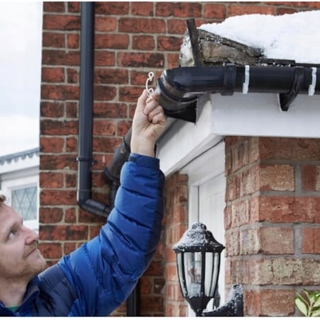 Zawieszka Uchwyty 24 x Hak Haczyk do Rynien Zawieszania Lampek Świątecznych