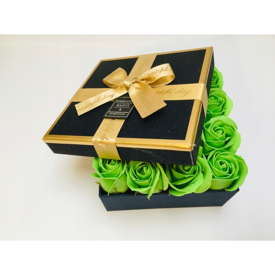 FLOWER BOX PACHNĄCE ZIELONE RÓŻE MYDLANE w pudełku GOTOWY PREZENT kobiet