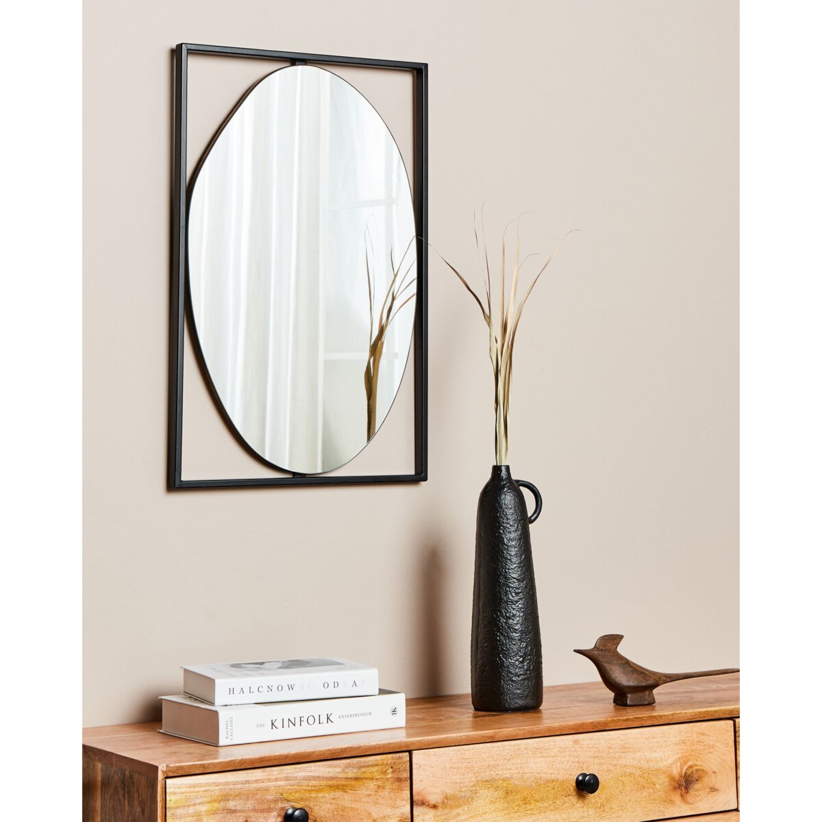 Metalowe lustro ścienne 40 x 60 cm czarne NIBELLE